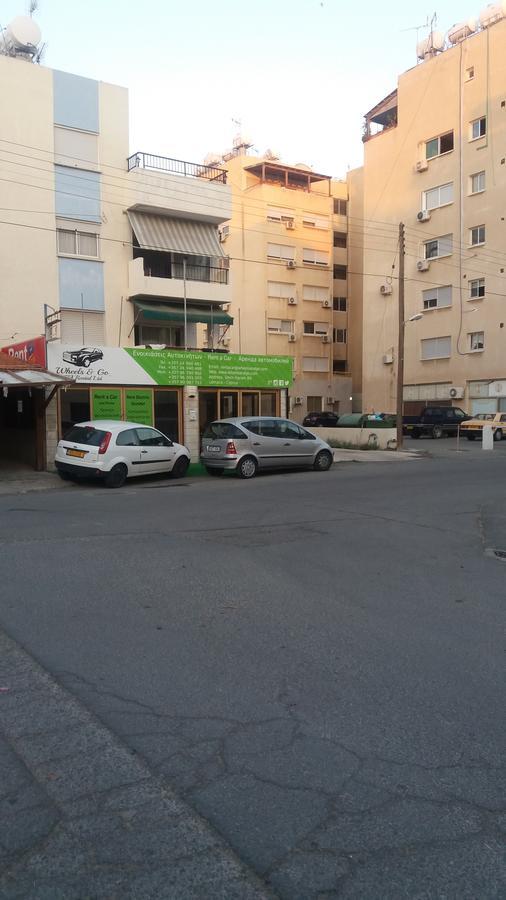 1 Bedroom Apartment لارنكا المظهر الخارجي الصورة